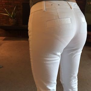 Express Columnist 00S White